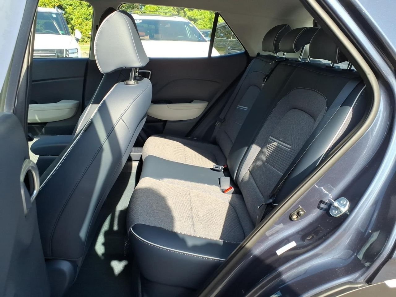 New 2026 Denim w/White Roof Hyundai SEL w/Two-Tone Roof image 15