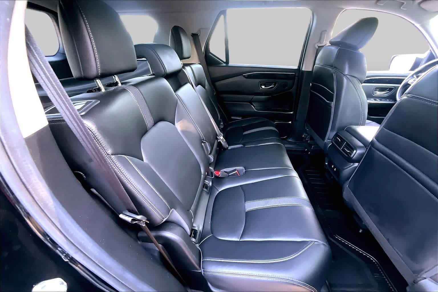 Used 2026 Crystal Black Pearl Honda RTL image 18