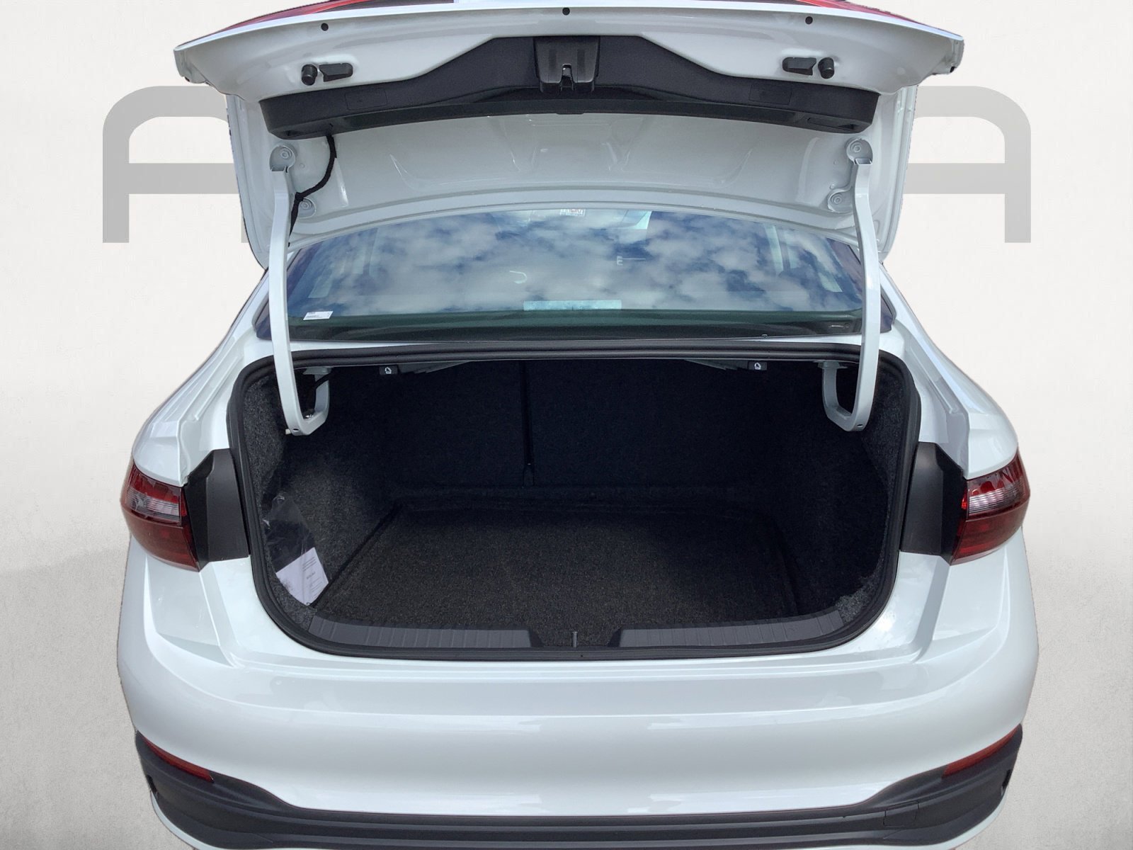 New 2026 PURE WHITE Volkswagen S image 10