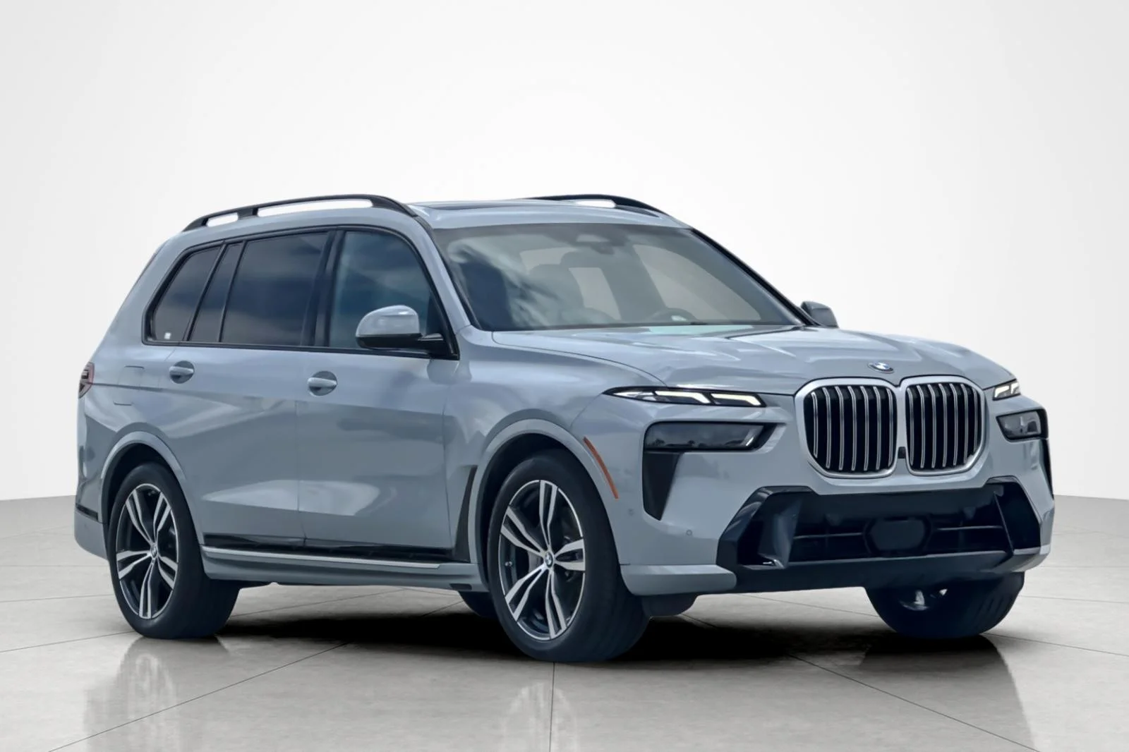 Used 2023 GREY METALLIC BMW xDrive40i MSport image 7