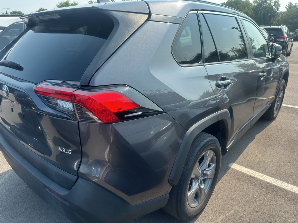 Used 2022 Magnetic Gray Metallic Toyota XLE image 4