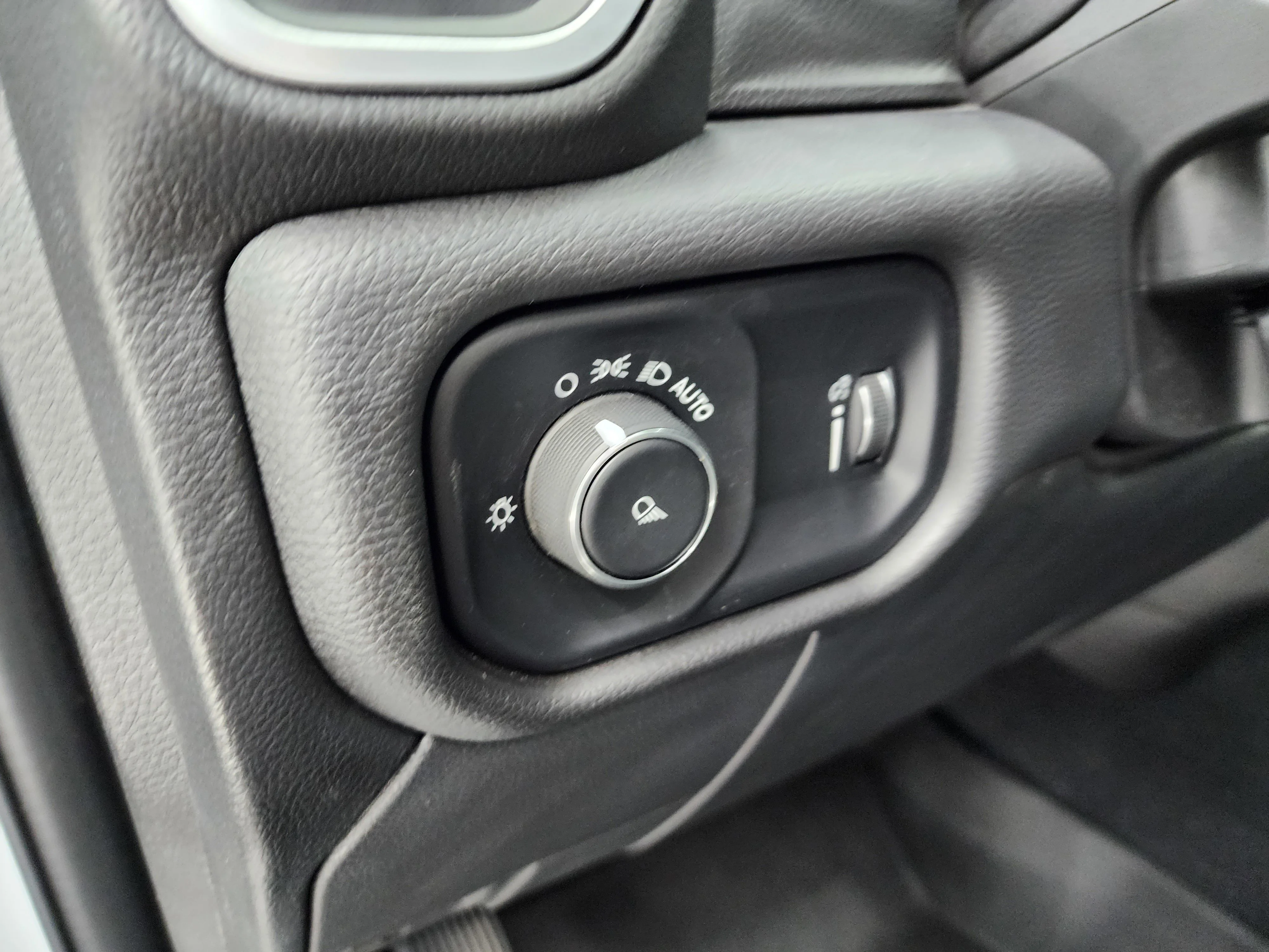 2022 RAM Ram 3500 Pickup Big Horn - Photo 37