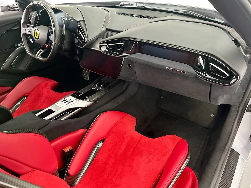 Used 2025 Bianco Artico Ferrari  image 15