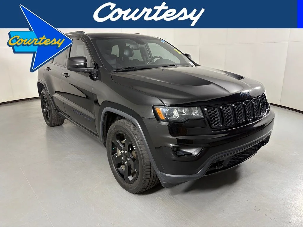 Used 2019 Black Jeep Laredo image 1