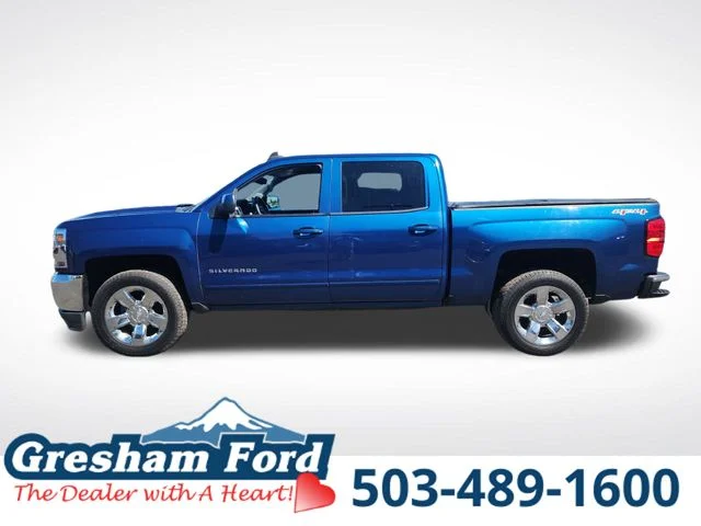 Used 2017 Deep Ocean Blue Metallic Chevrolet LT image 3