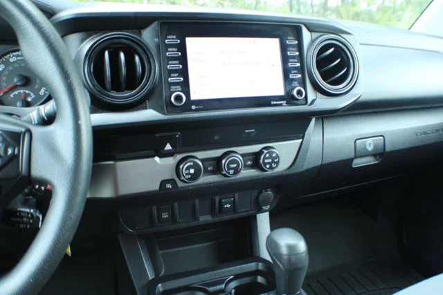 Used 2020 Silver Sky Metallic Toyota SR image 10