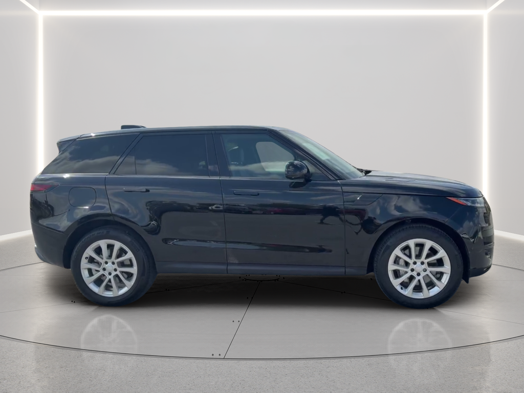 Used 2025 Black Land Rover SE image 4