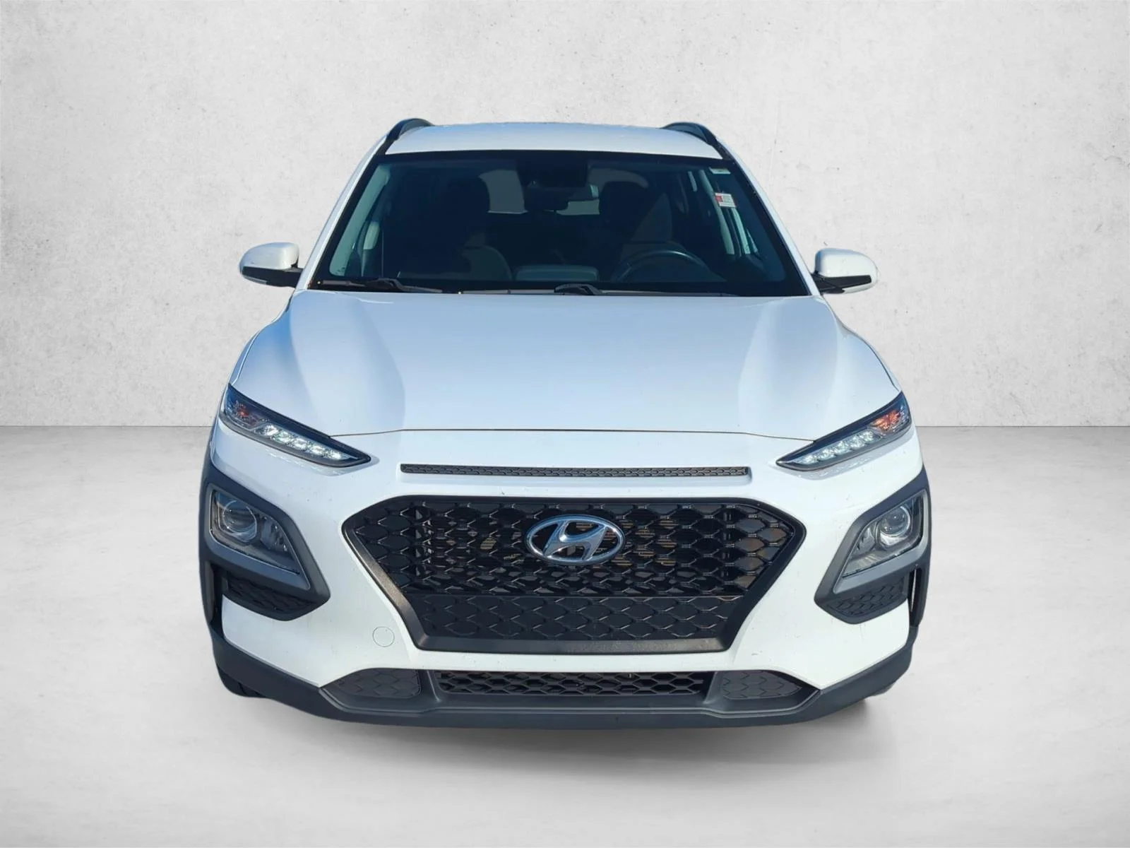 Used 2021 Lunar White Hyundai SEL image 2