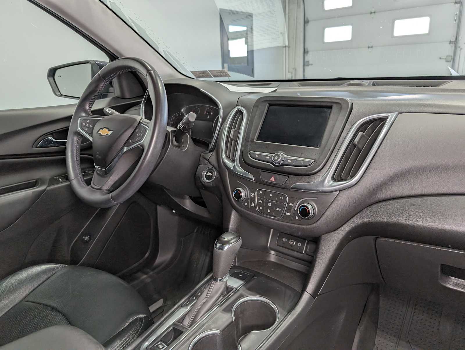 Used 2021 Midnight Blue Metallic Chevrolet LT image 41
