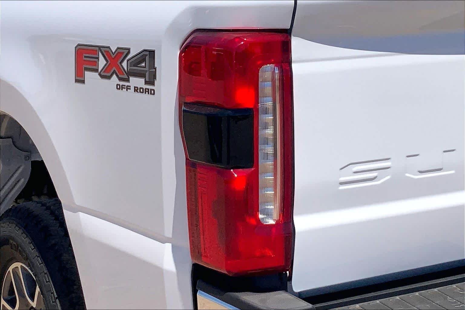 New 2026 Oxford White Ford F-250® Lariat® image 14