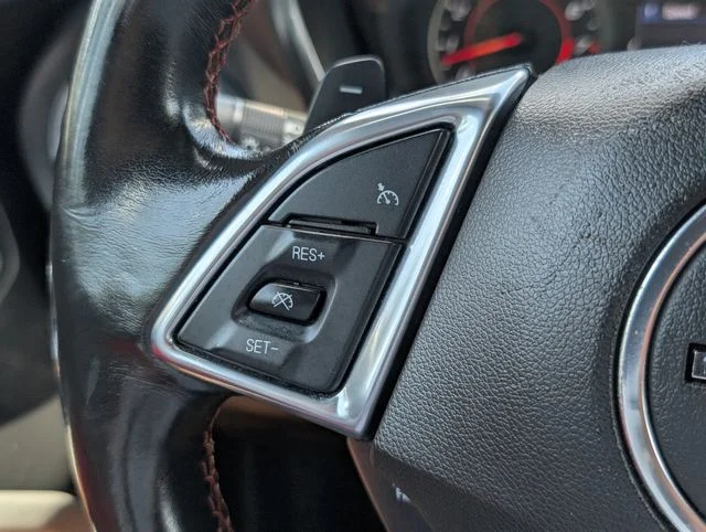 Used 2022 Black Chevrolet 2LT image 27