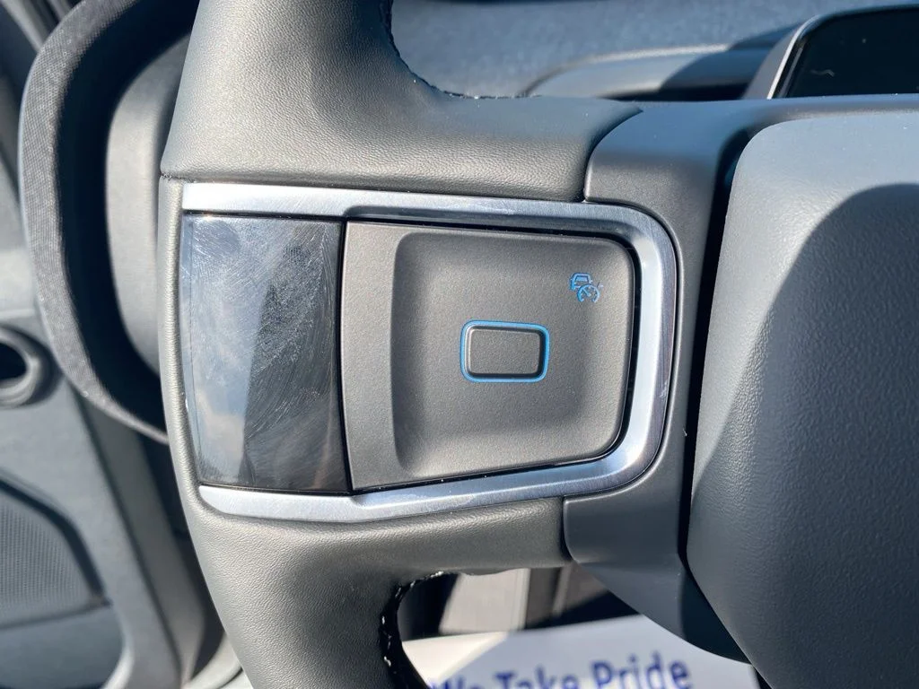 New 2026 Star White Metallic Tri-Coat Ford Active image 18