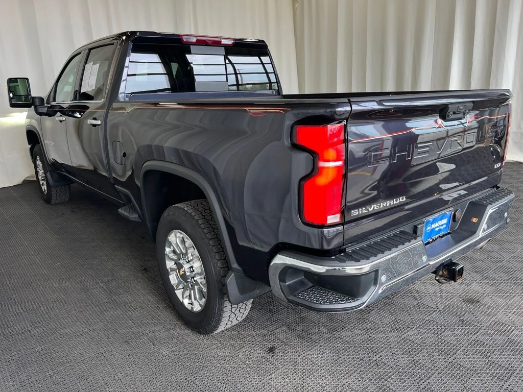 Used 2024 Gray Chevrolet LTZ image 26