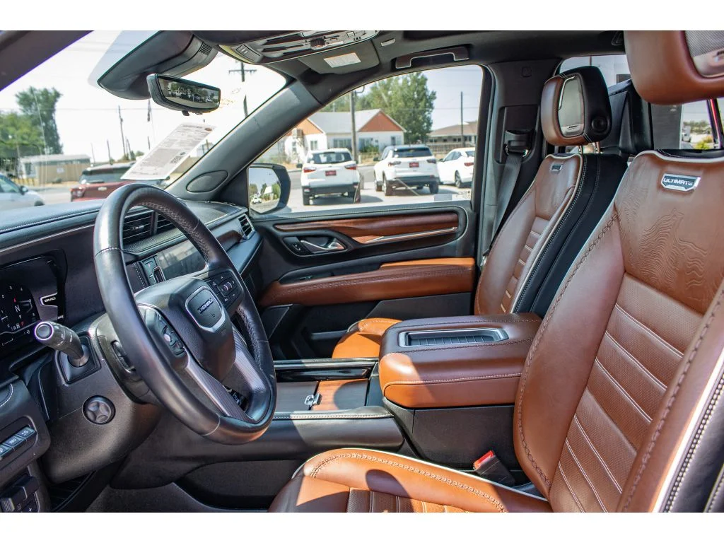 Used 2023 Midnight Blue Metallic GMC Denali Ultimate image 29