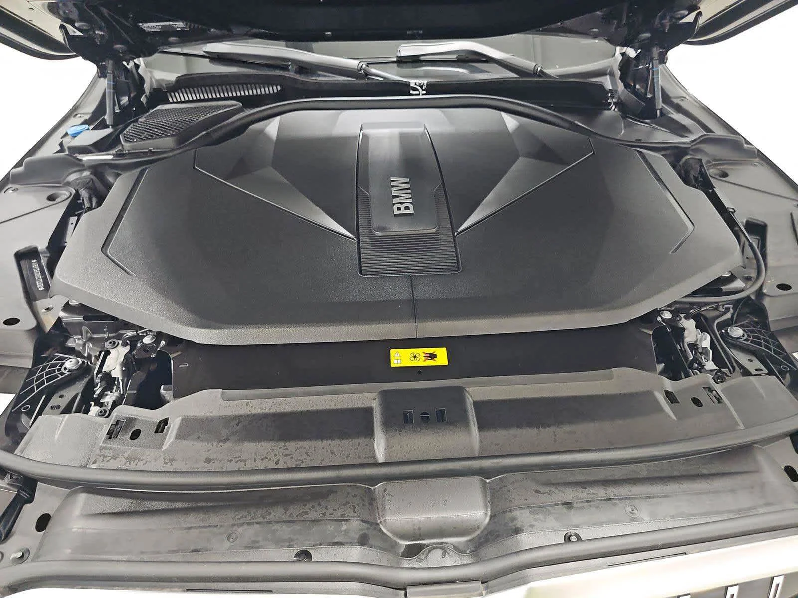 Certified Used 2025 Black Sapphire Metallic BMW xDrive40 image 19