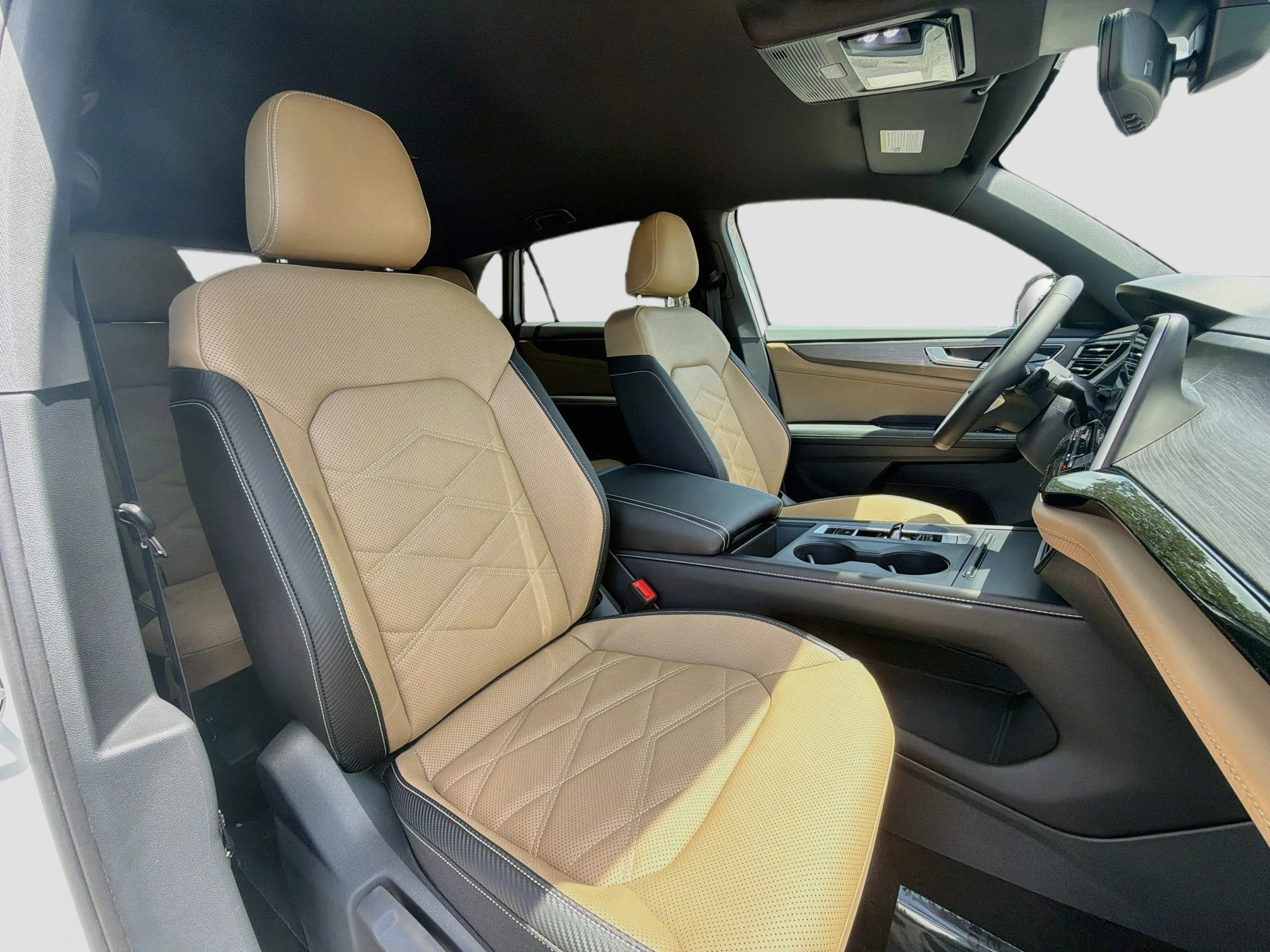 New 2026 White Pearl Volkswagen 2.0T SE image 14