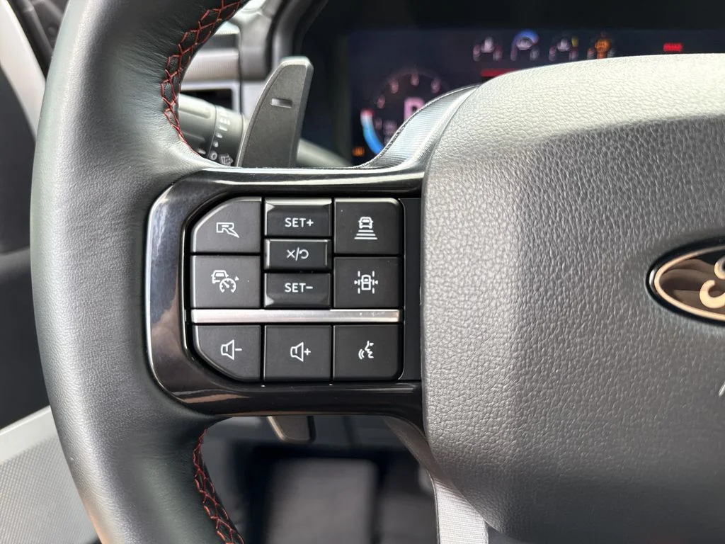 Used 2025 White Ford Raptor image 27