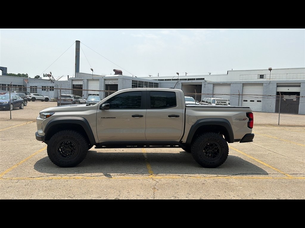 Used 2026 White Sands Chevrolet ZR2 image 3