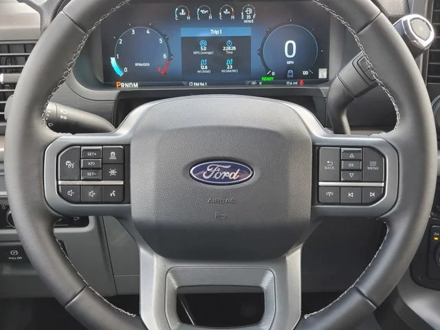 2025 Ford F-150 XLT - Photo 28