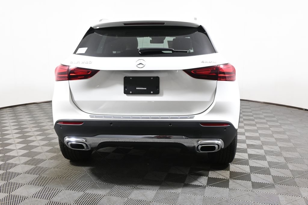 New 2026 Polar White Mercedes-Benz GLA 250 image 15