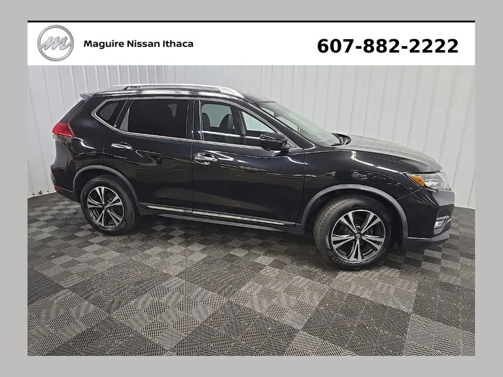 Used 2017 Black Nissan SL image 1