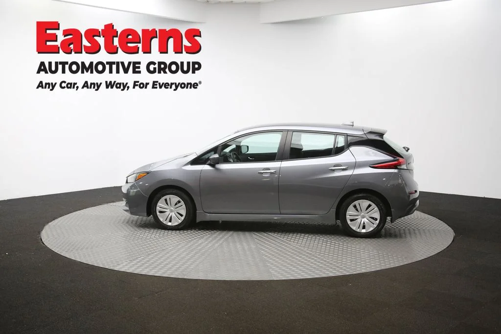 Used 2024 Gray Nissan S image 59