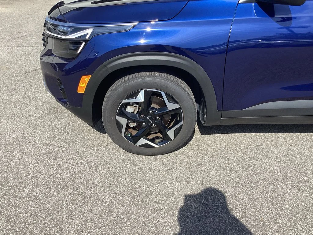 Used 2025 Blue Kia EX image 24