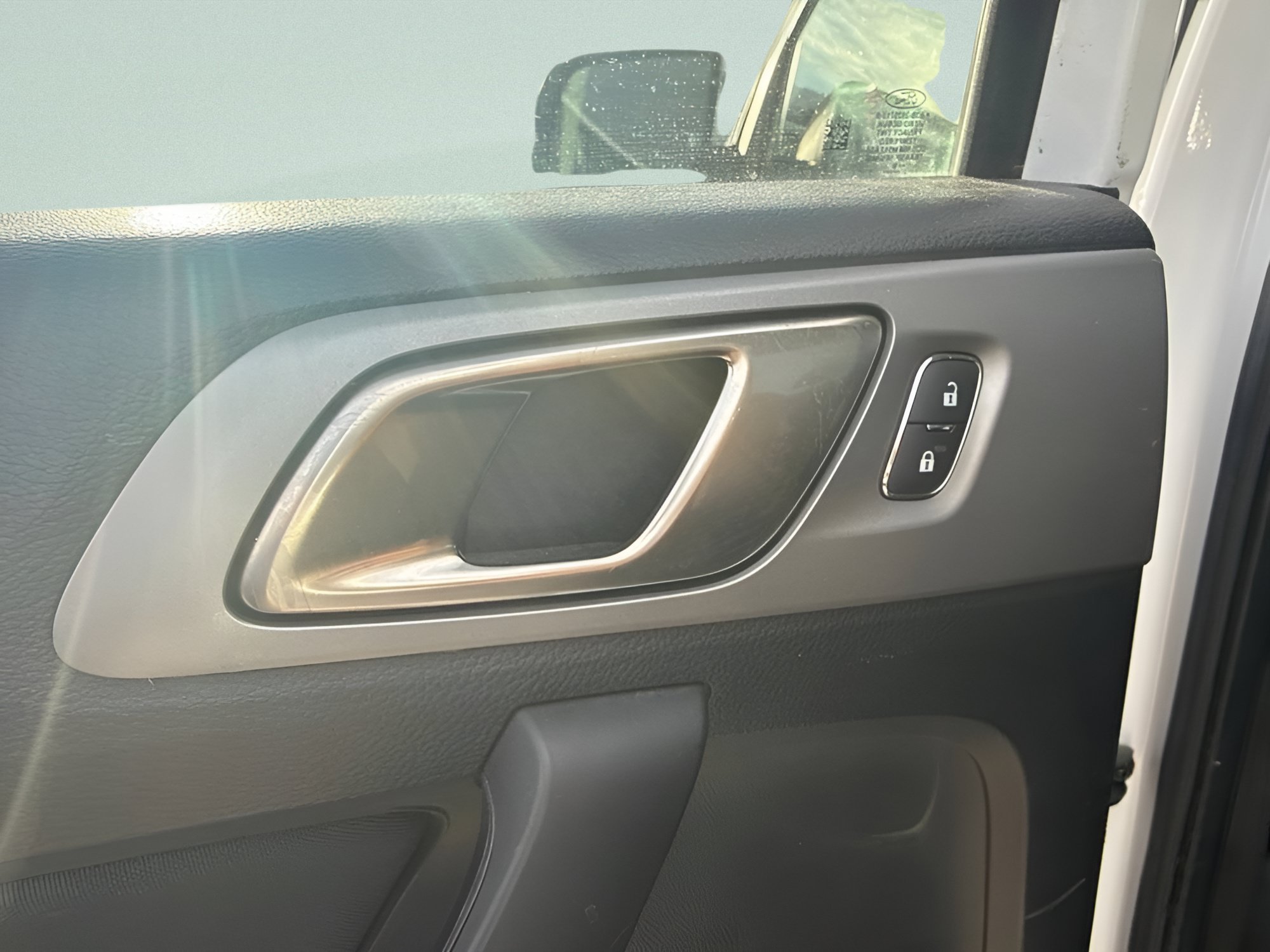 Certified Used 2019 Oxford White Ford XLT image 22