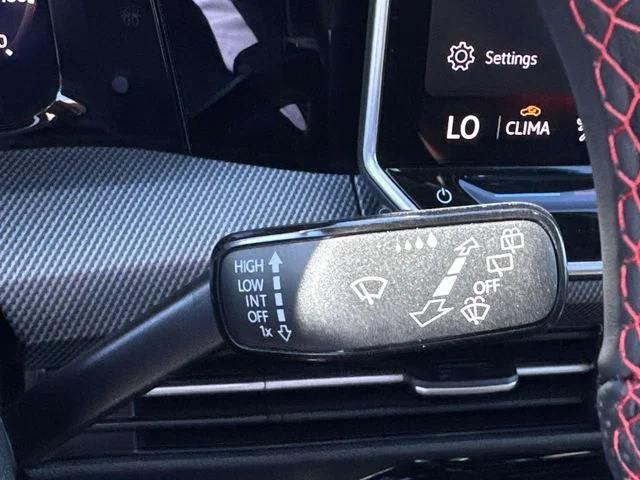 New 2026 Black Volkswagen 2.0T SE image 17