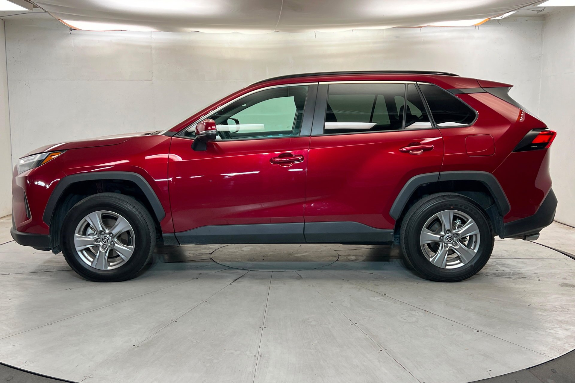 Used 2025 Red Toyota XLE image 2