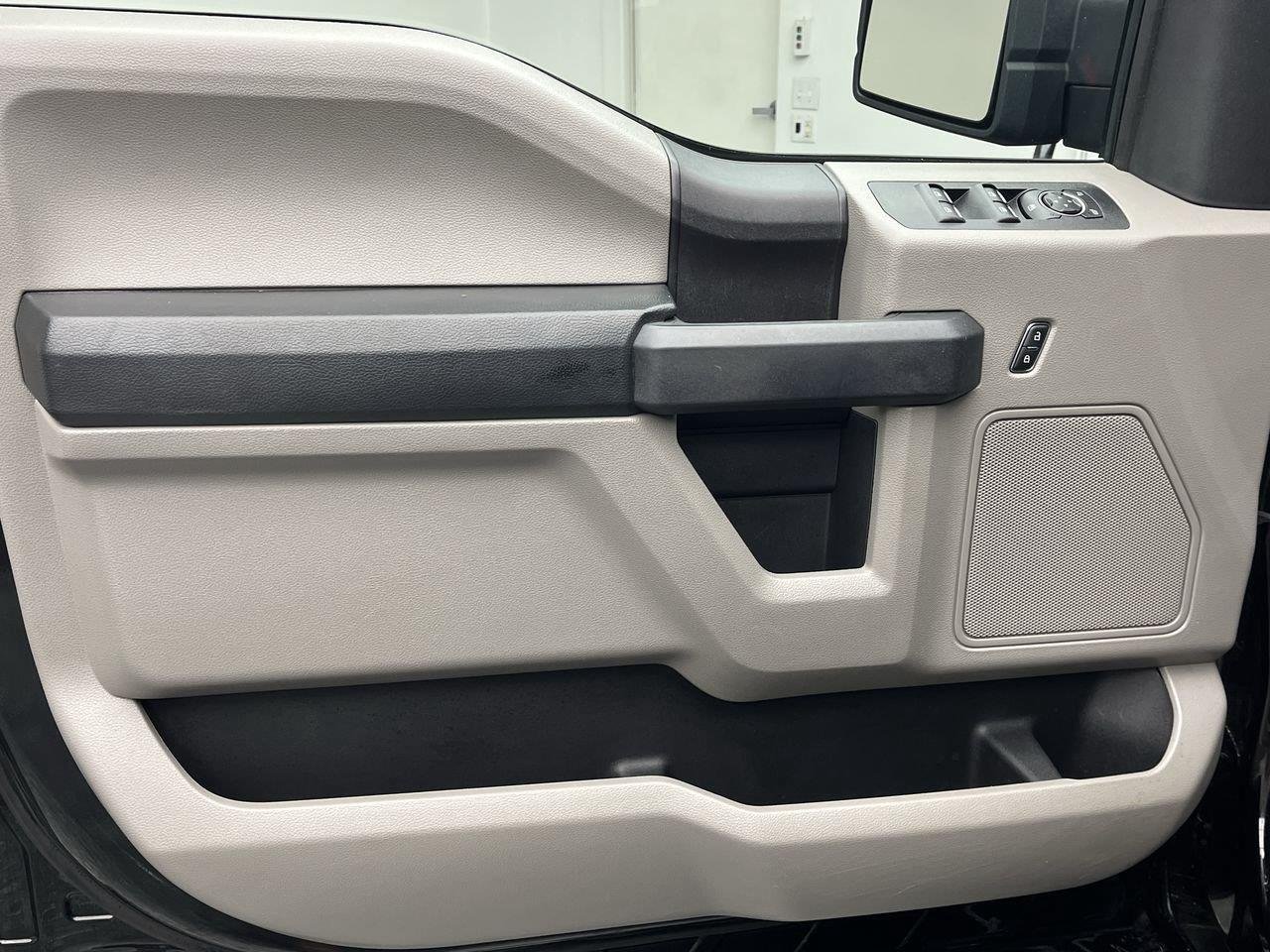 Used 2020 Agate Black Ford XL image 6