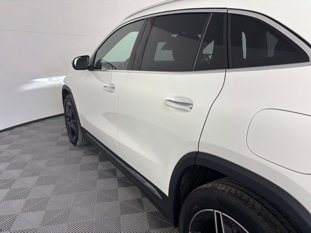 New 2026 White Mercedes-Benz GLA 250 image 10