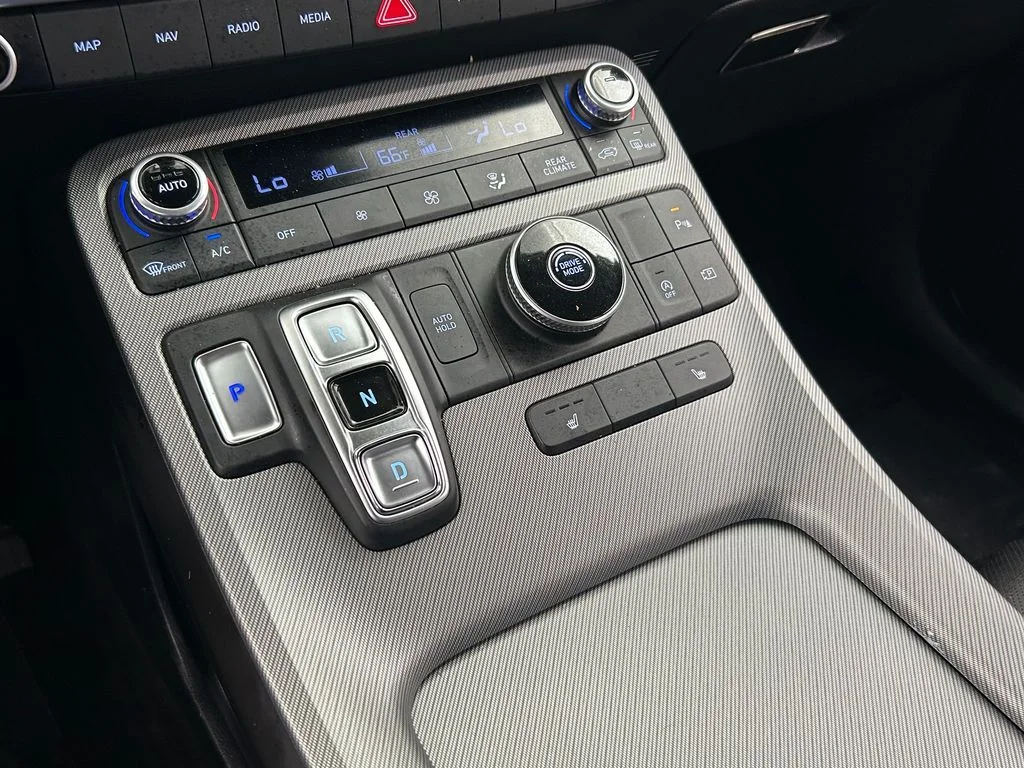 Used 2025 Typhoon Silver Hyundai SEL image 38