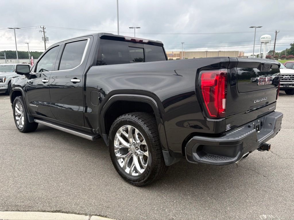 Used 2021 Onyx Black GMC Denali image 6