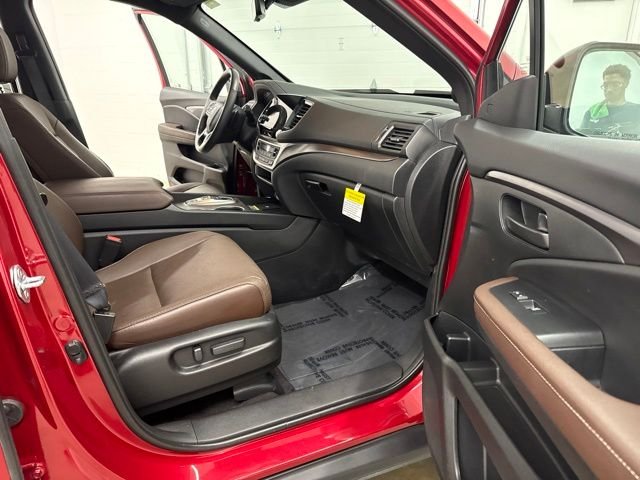 Used 2025 Red Honda EX-L image 20