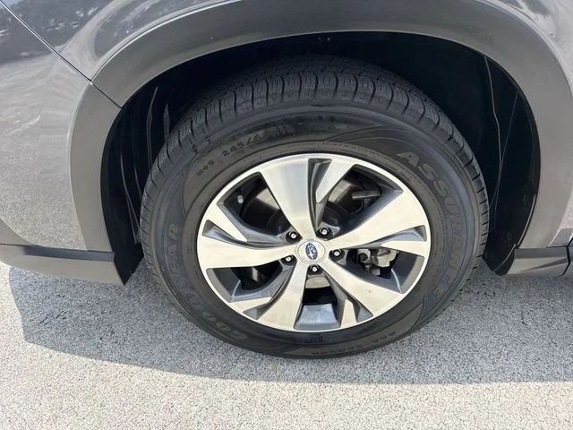 Used 2024 Gray Subaru Premium image 10