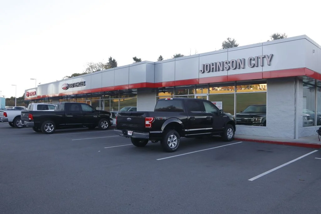 Used 2025 Blue Toyota SE image 5