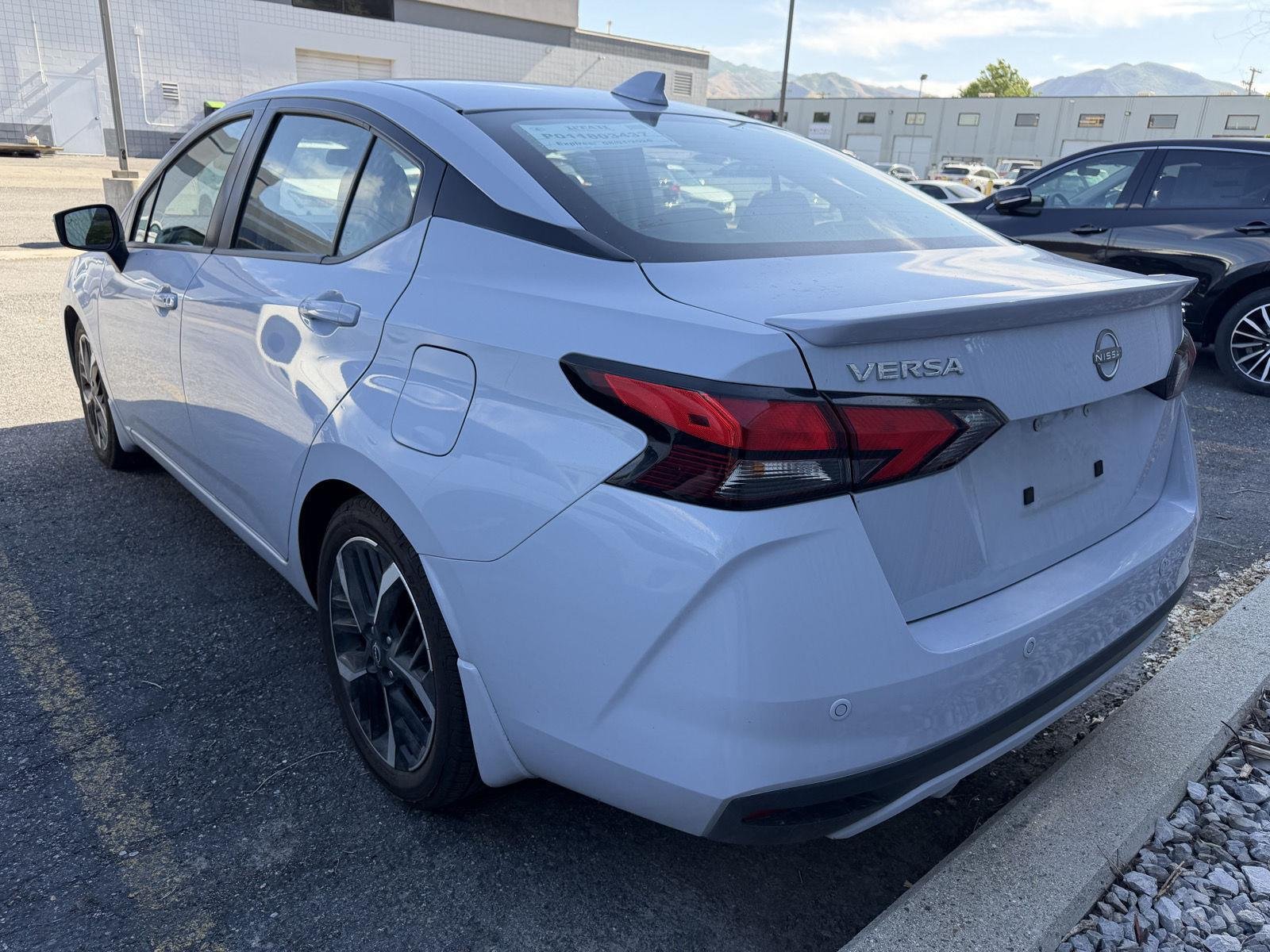 Used 2024 Gray Sky Pearl Nissan SR image 3