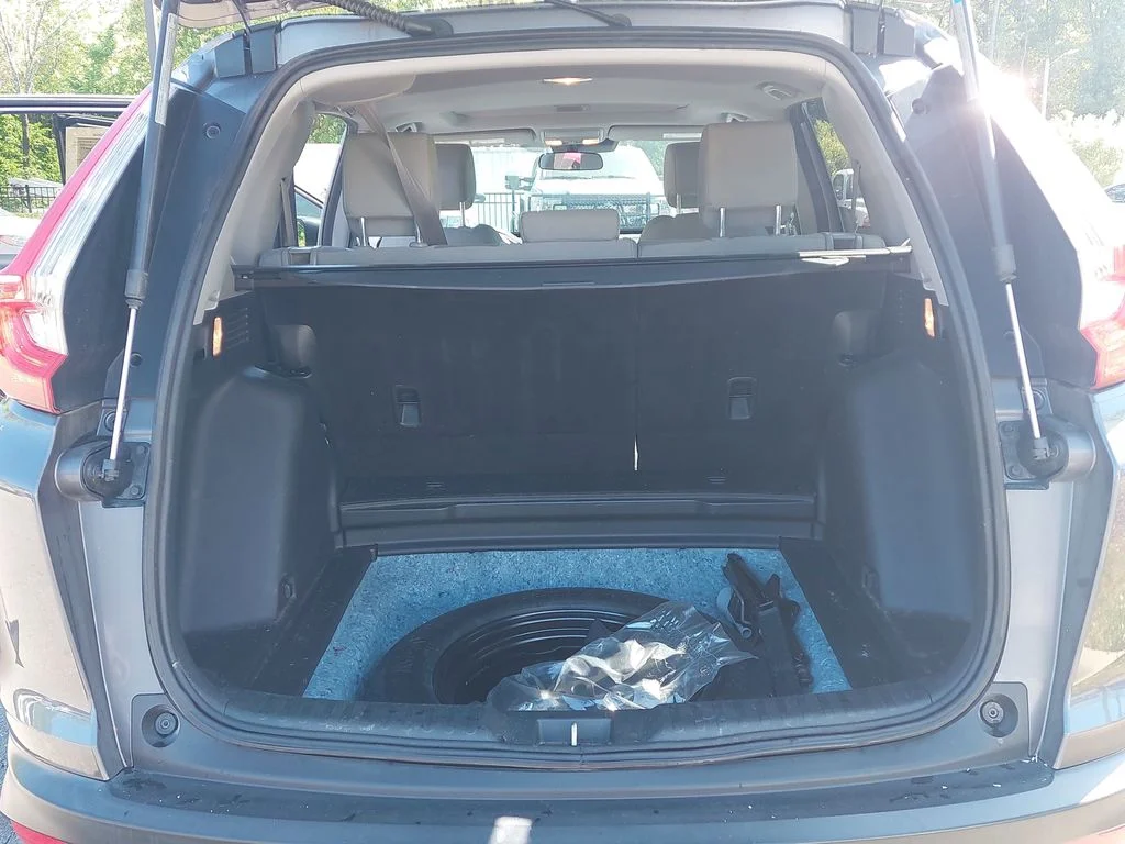 Used 2019  Honda EX image 12
