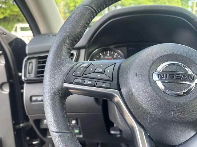 Used 2019 Black Nissan S image 16