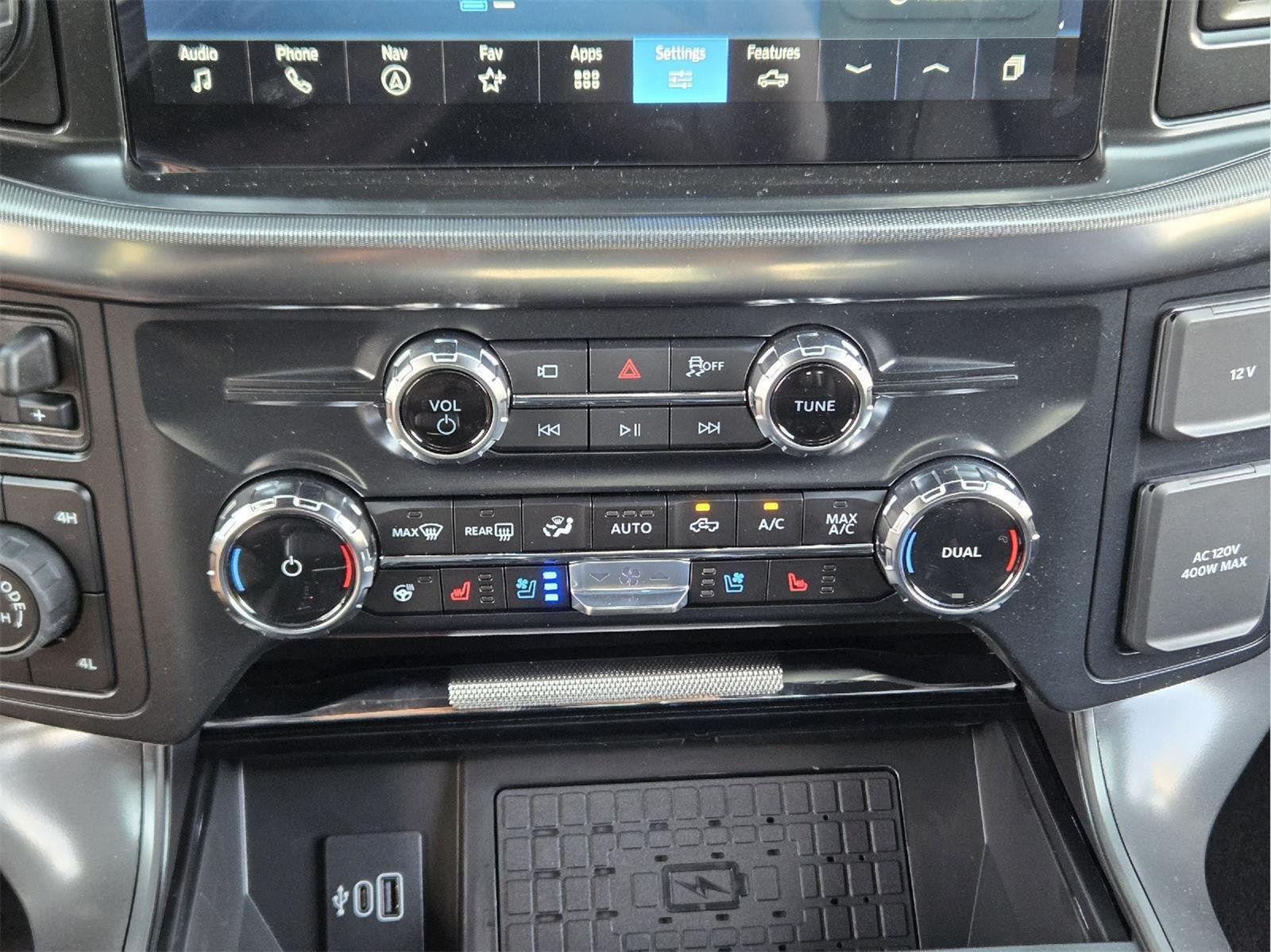 New 2026 Carbonized Gray Metallic FORD Lariat® image 13