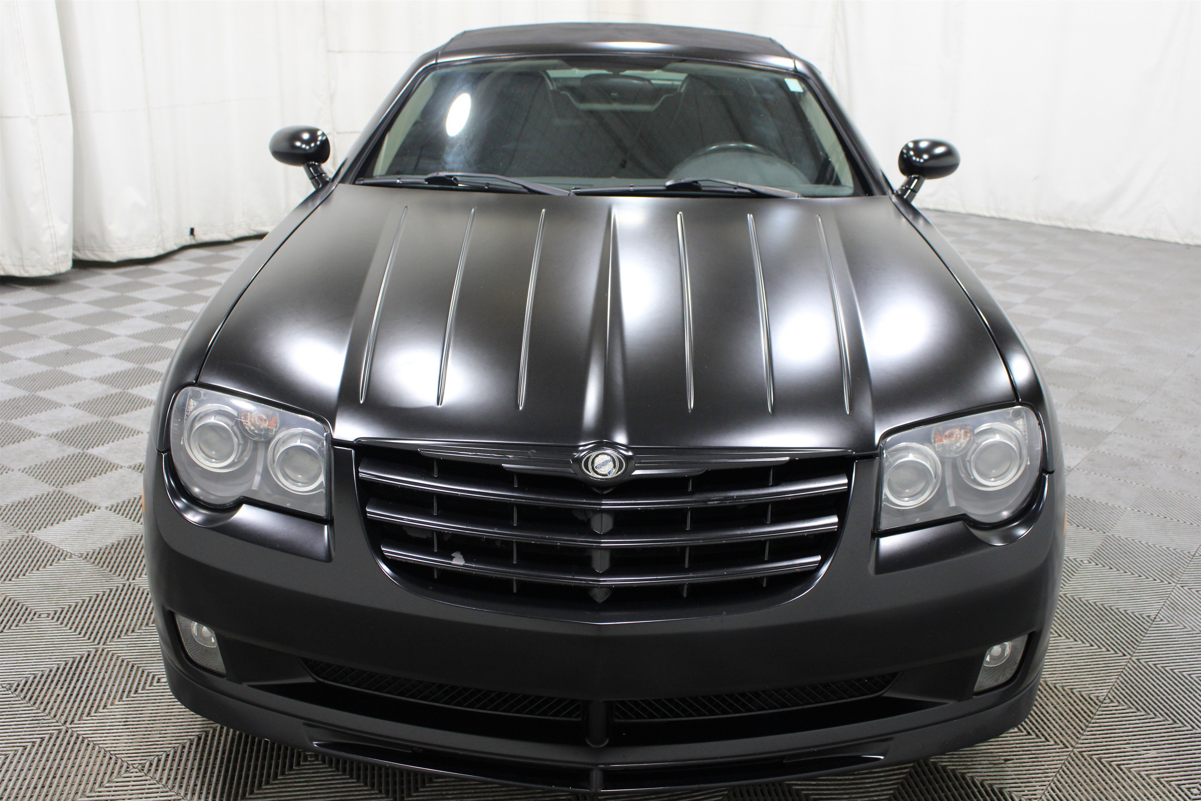 Used 2005 Black Chrysler SRT6 image 26