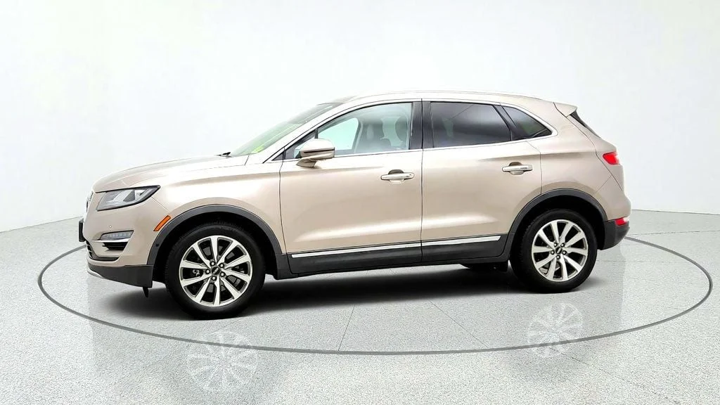 Used 2019 Iced Mocha Metallic Lincoln Reserve AWD w/ 2.3L Turbo, Technology Pkg & Climate Pkg image 8