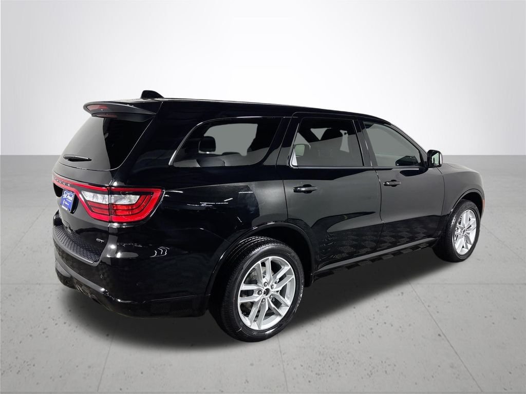 New 2026 Diamond Black Clear-Coat Exterior Paint Dodge GT image 6