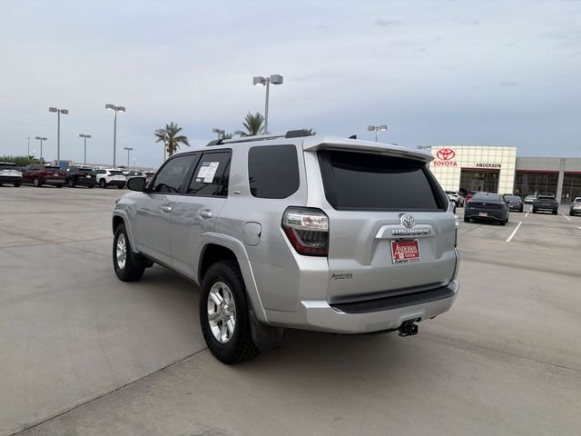 Used 2022 Silver Toyota SR5 image 7