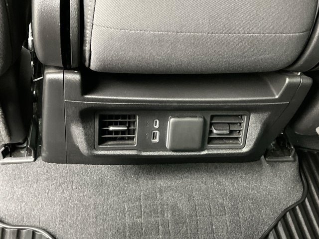 Used 2024 Summit White GMC Elevation image 14