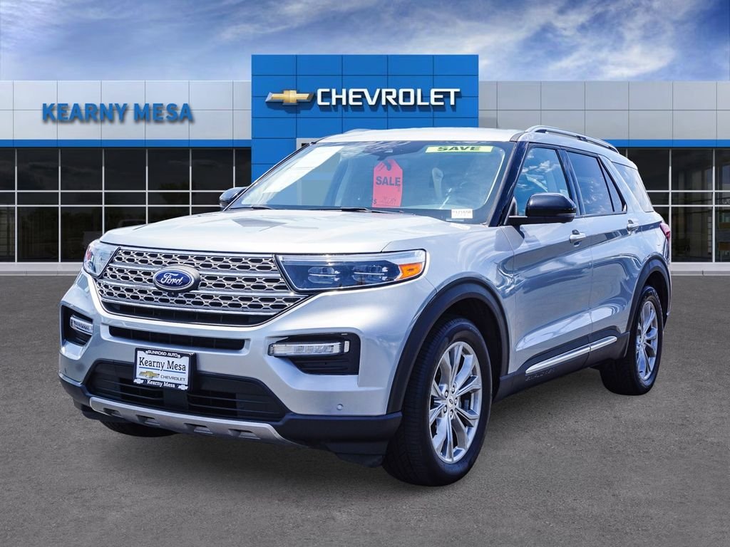 Used 2023 Silver Metallic Ford Limited image 3