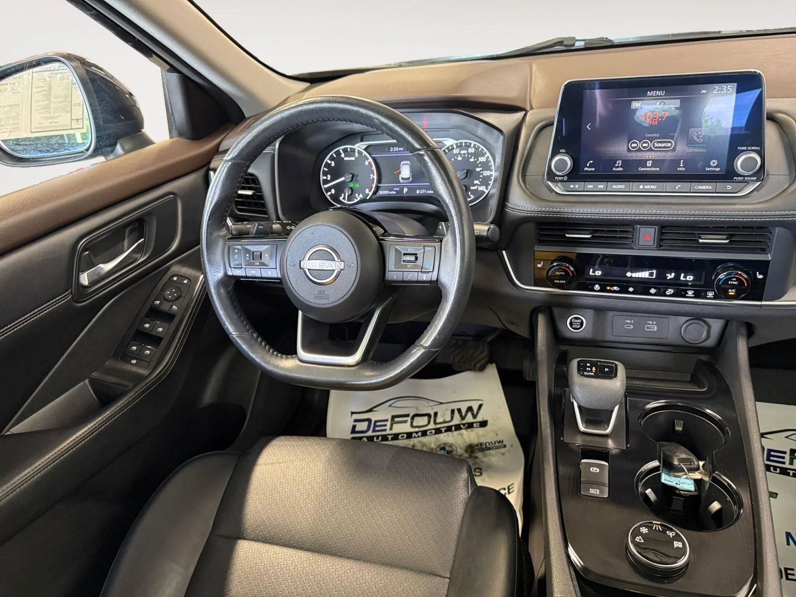 Used 2023 Super Black Nissan SV image 11