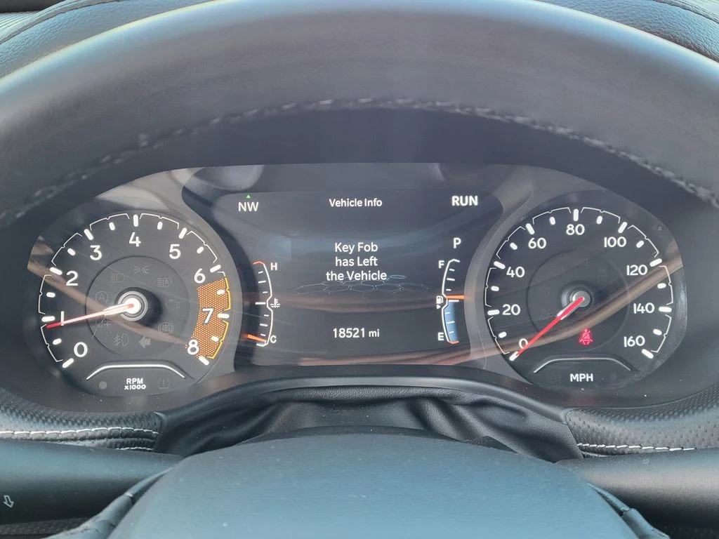 Used 2023 Black Jeep Latitude image 7