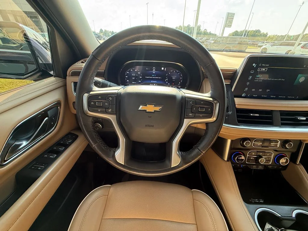 Used 2023 Black Chevrolet Premier image 9